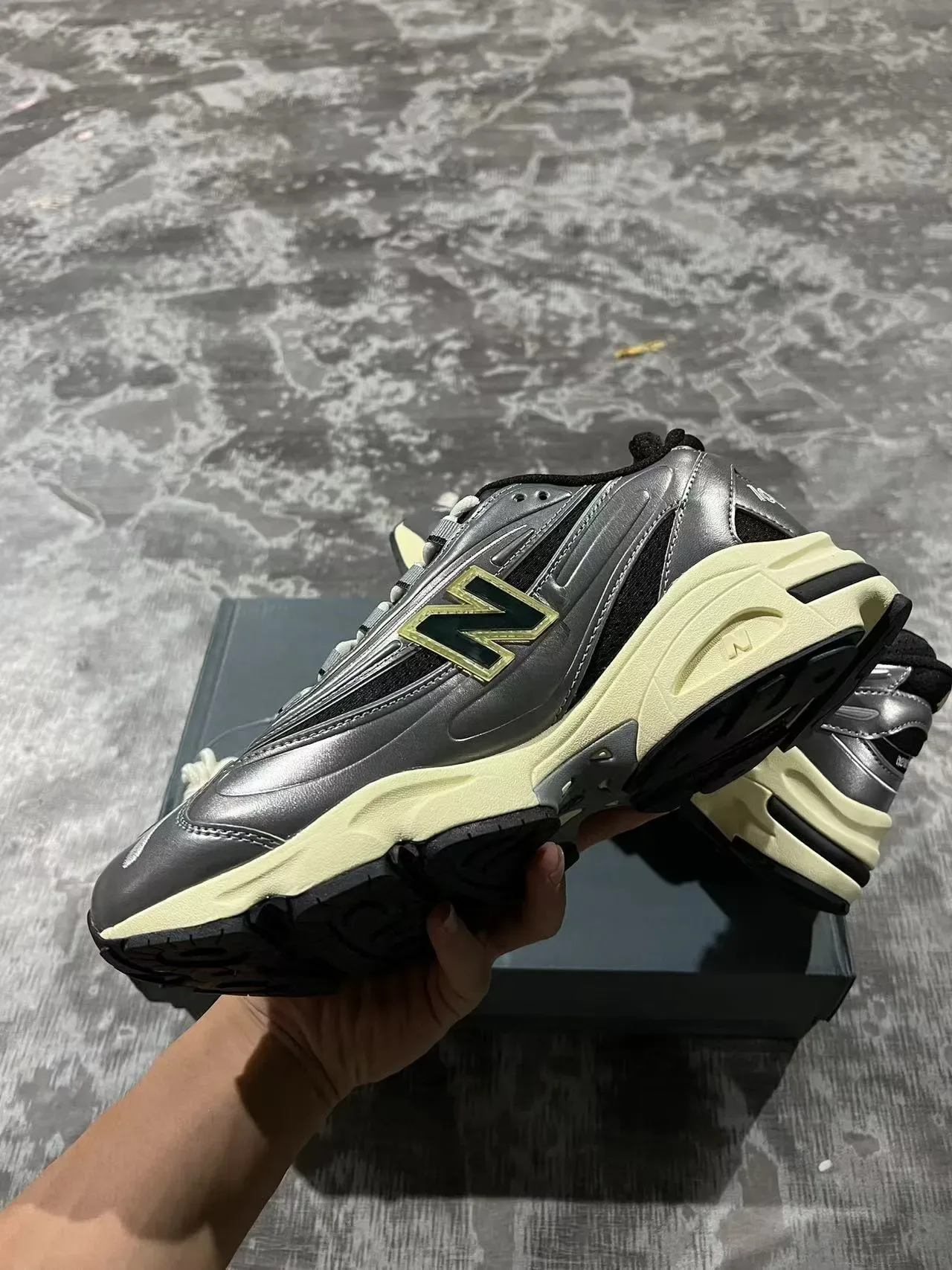 New Balance 1000 Metallic Silver Black Cream Chunky Sneakers 5