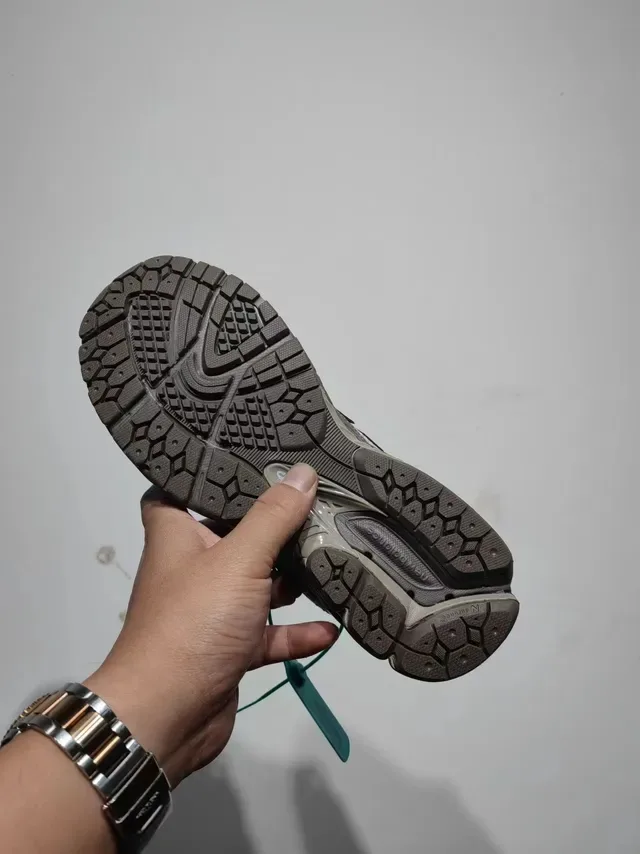 New Balance 1906R ग्रे ऑलिव लाइफस्टाइल स्नीकर 2