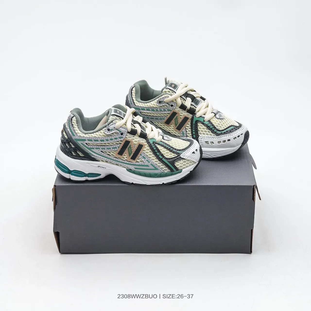 New Balance 2002R Navy Gray White 生活方式运动鞋 18