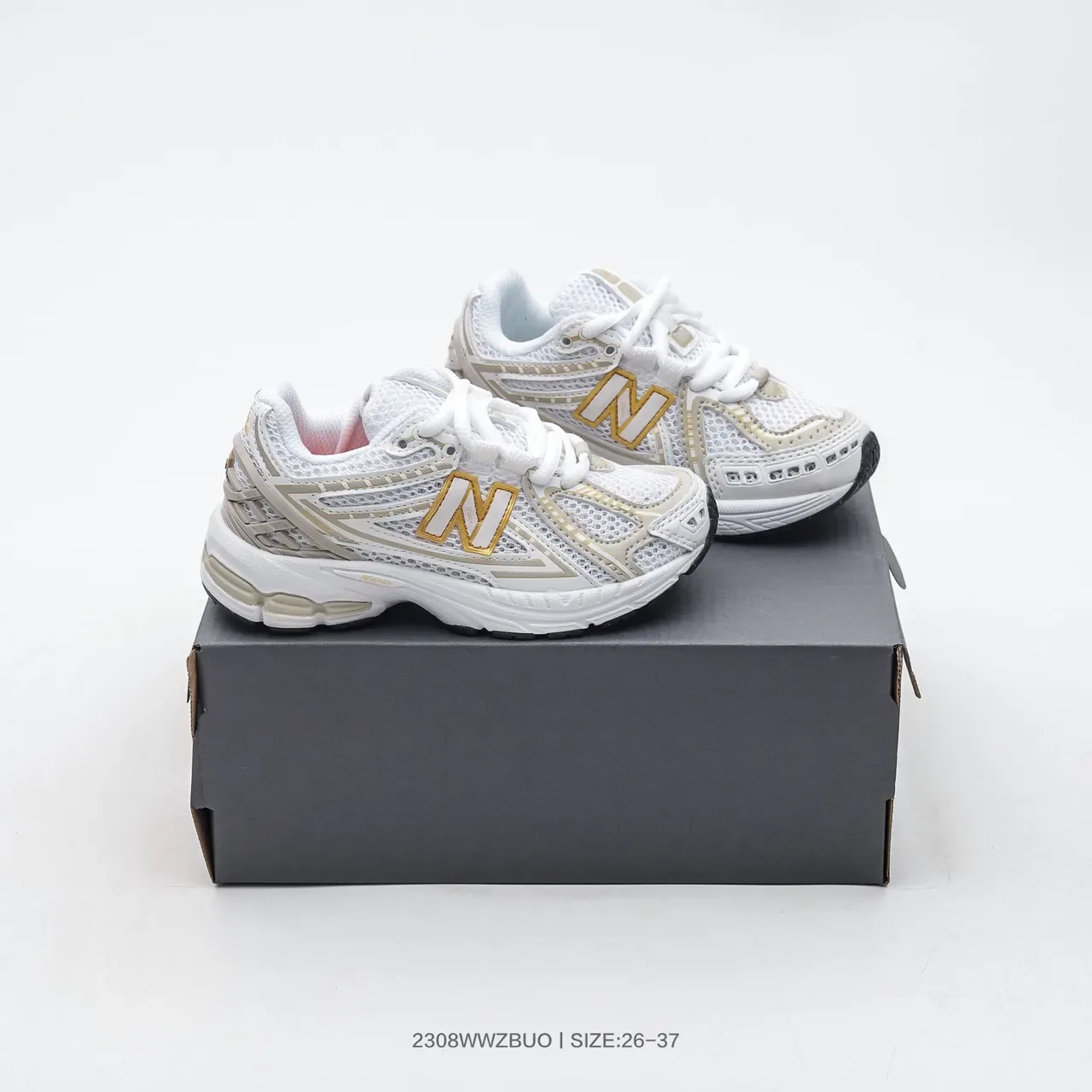 New Balance 2002R Navy Gray White 生活方式运动鞋 20