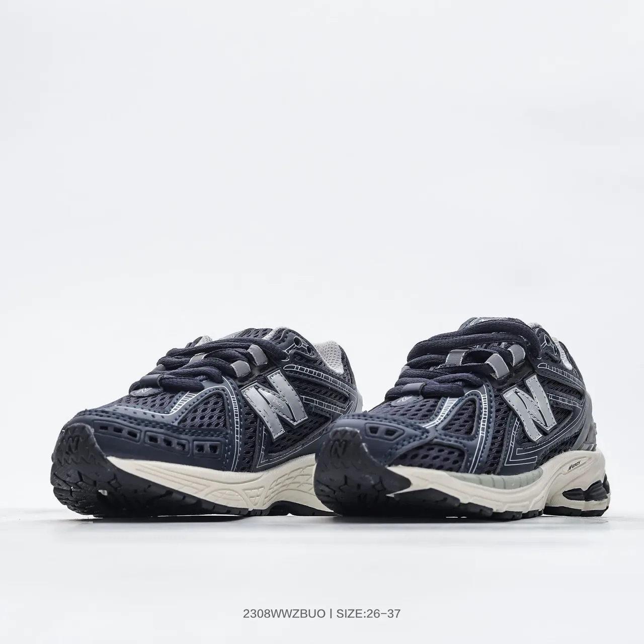 New Balance 2002R Navy Gray White 生活方式运动鞋 22