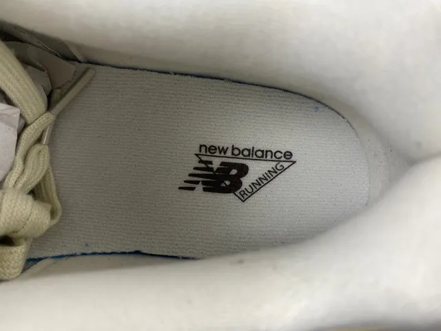 New Balance 9060 Beige Marrón Zapatillas Chunky 7
