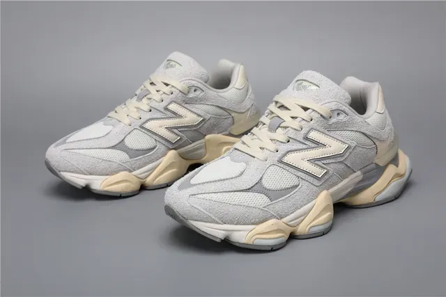 New Balance 9060 Tênis lifestyle cinza e creme 5
