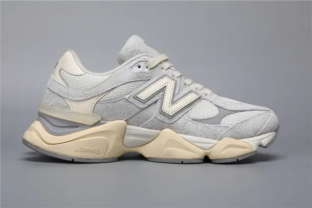 New Balance 9060 Tênis lifestyle cinza e creme 8