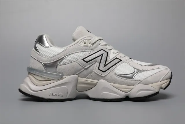 New Balance 9060 灰色 白色 黑色 厚底运动鞋 2
