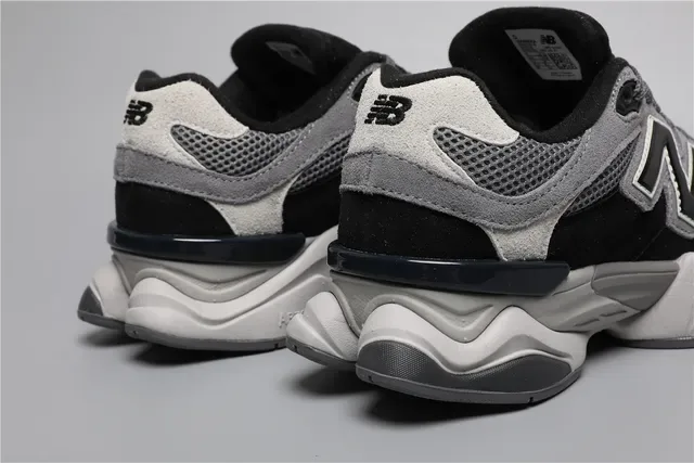 New Balance काला भूरा मोटा मिडसोल जाल-चमड़े का मिश्रण ऊपरी भाग जीवन शैली स्नीकर 2