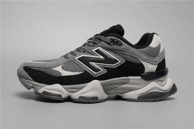 New Balance काला भूरा मोटा मिडसोल जाल-चमड़े का मिश्रण ऊपरी भाग जीवन शैली स्नीकर 9