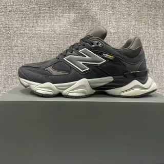 New Balance Zapatos Negros Grises Suela En Capas Material Mixto Superior Tacón Grueso