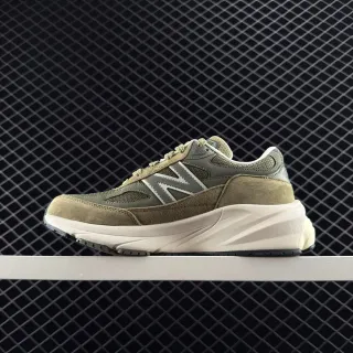 New Balance U990 অলিভ গ্রিন সুয়েড মেশ চাঙ্কি স্নিকার্স
