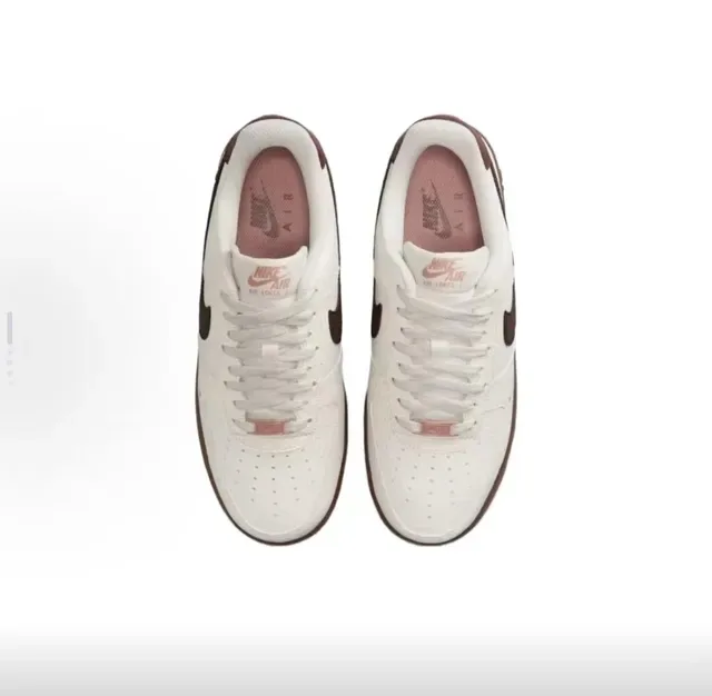 Nike Air Force 1 Off-White e Brown tênis lifestyle 3