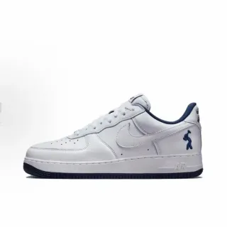Nike Air Force 1 白海军生活方式运动鞋