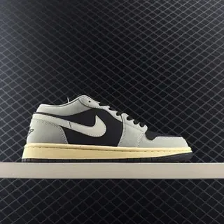 Nike Air Jordan 1 Low رمادي وأسود سنيكرز لايف ستايل