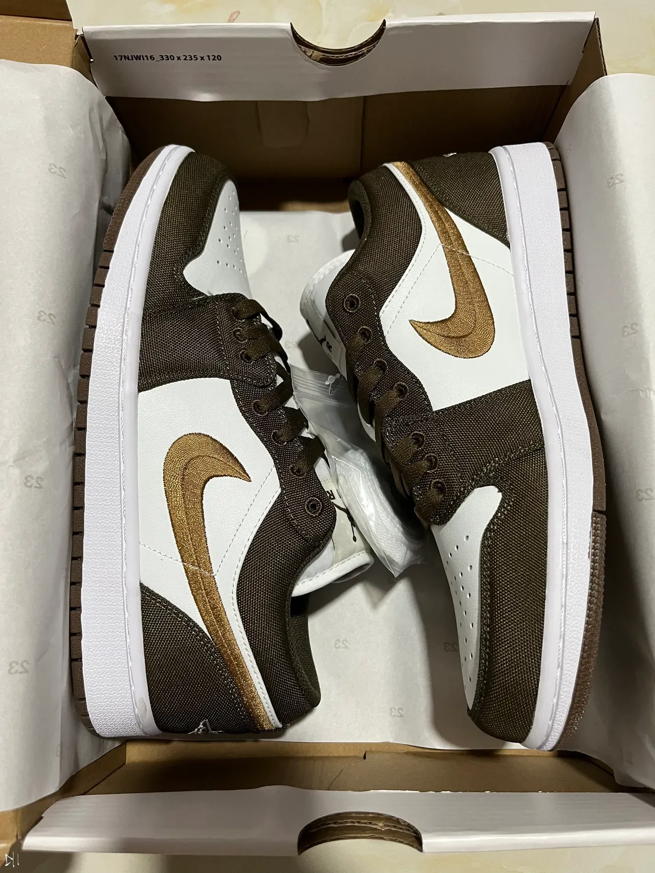 Nike Air Jordan 1 Olive Brown and Metallic Gold Chaussures Lifestyle 7