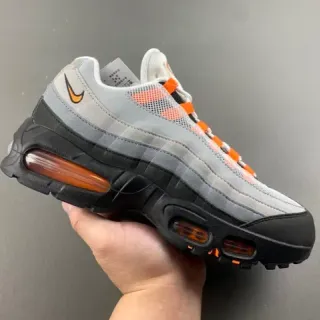 Nike Air Max 95 Gris Orange Sneakers lifestyle