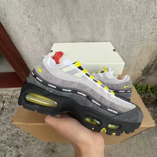 Nike Air Max 95 UNDEFEATED رمادي أسود أصفر أحذية رياضية لايف ستايل