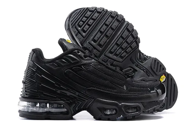 Nike Air Max Plus Multicolor Lifestyle Sneakers 9