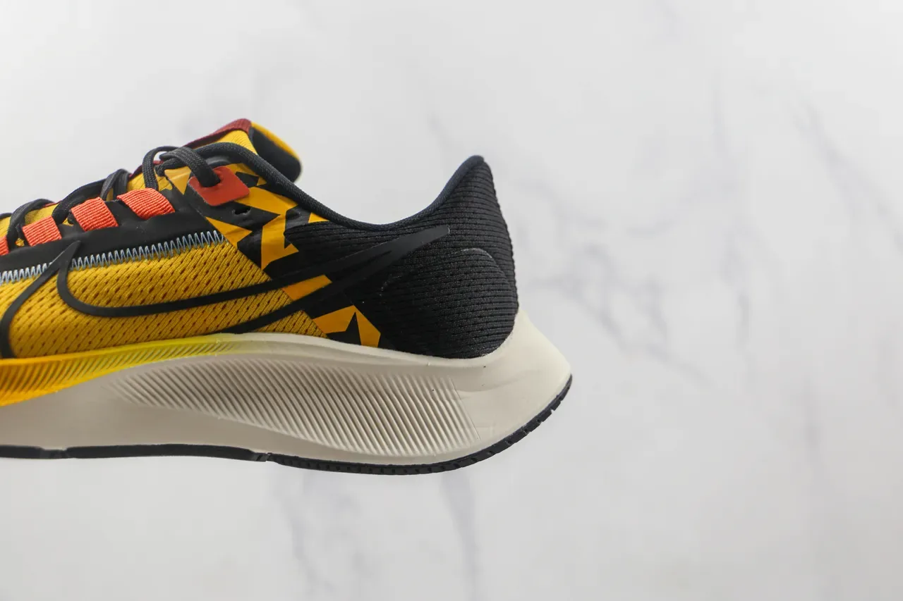 Nike Air Zoom Pegasus Tênis de corrida Amarelo Preto Laranja 7