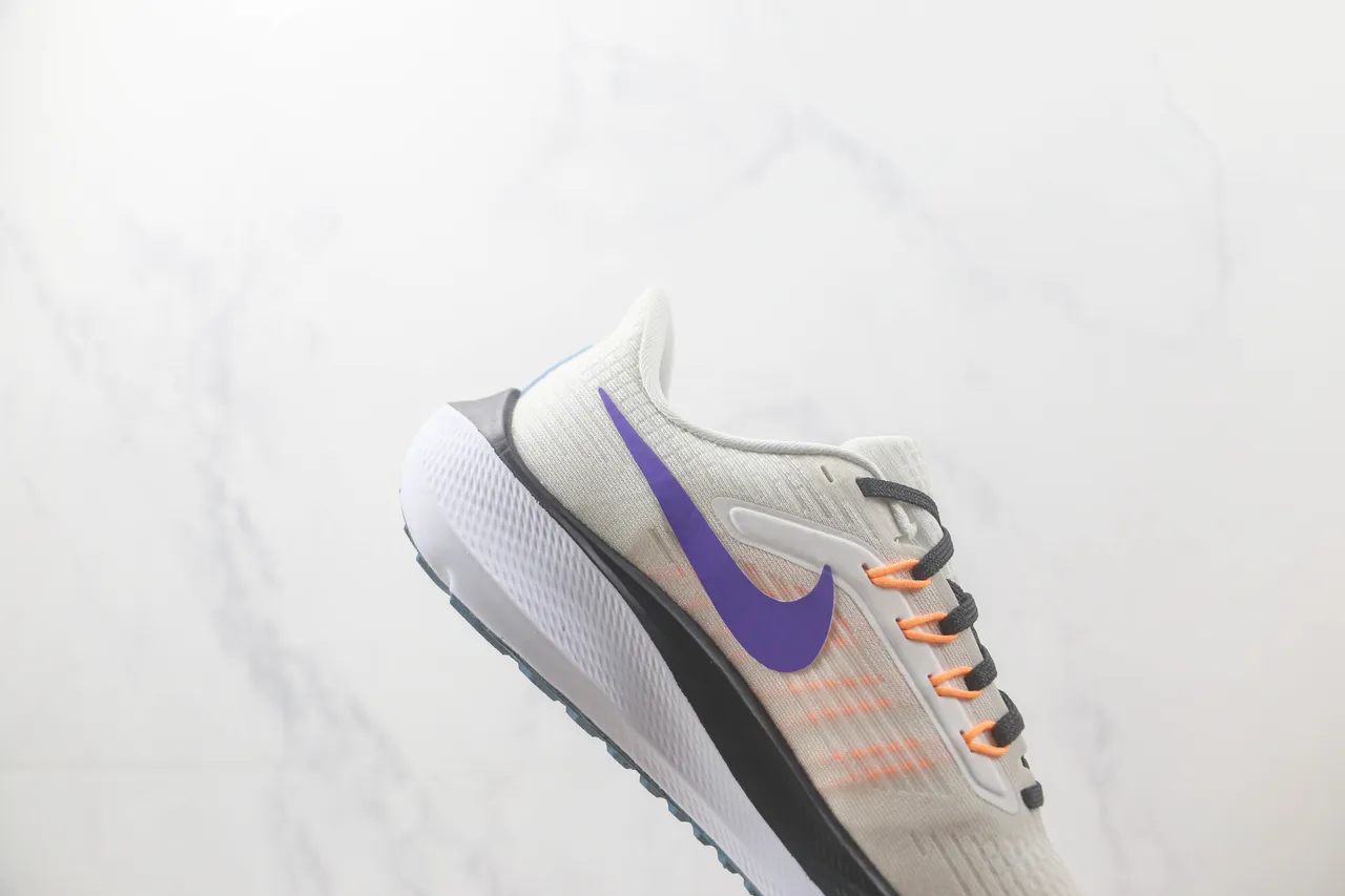 Nike Beige Púrpura Upper de Knit Ingenieril Asimétrico Contrahelicoidal Zapatillas de Running 5
