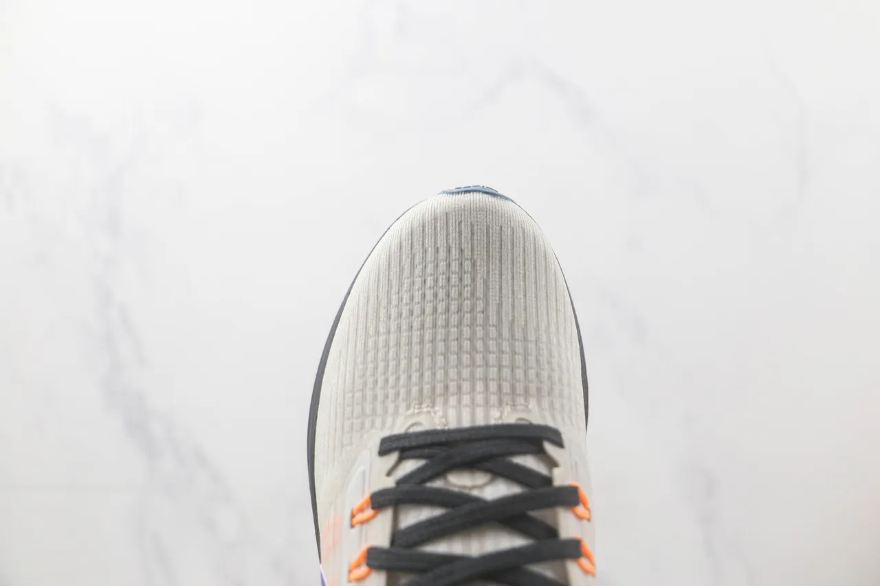 Nike Beige Púrpura Upper de Knit Ingenieril Asimétrico Contrahelicoidal Zapatillas de Running 6