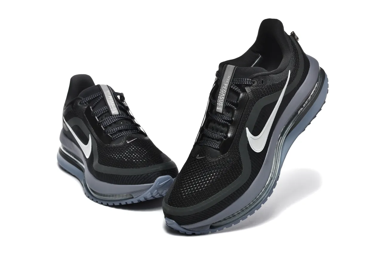 Nike Black Gray Knit Upper Full-Length Visible Air Unit Running Shoes 3
