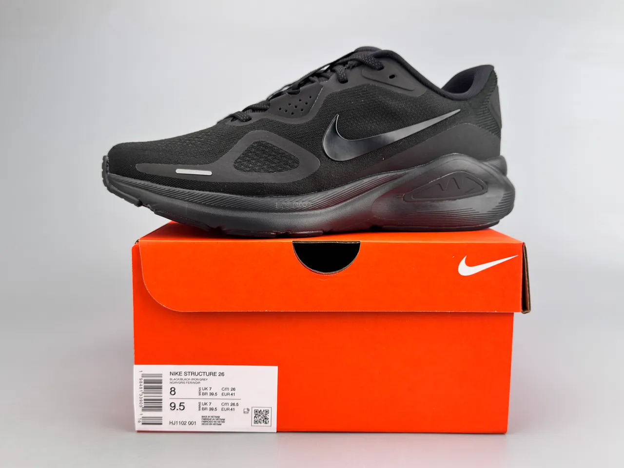 Nike chaussures de course en maille monocromatique noire 4