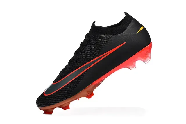 Nike Chaussures de football noir rouge Flyknit, tige basse, pour terrain ferme 4