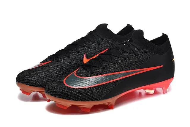 Nike Chaussures de football noir rouge Flyknit, tige basse, pour terrain ferme 8