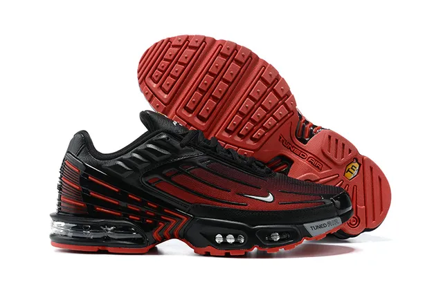 Nike Black Red Layered TPU Cage Gradient Mesh Upper Lifestyle Sneakers 2