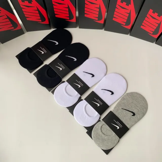 Nike Chaussettes Noires et Blanches No-Show Low-Cut 4