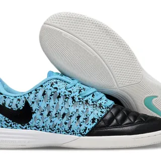 Nike zapatillas de fútbol indoor con empeine Flyknit azul negro moteado, capucha de cuero acolchado en la punta