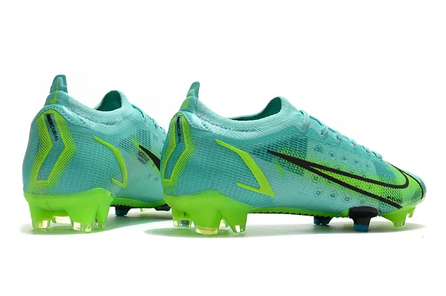 Nike أزرق أخضر منخفض القطع أعلى ملائم للجوارب أرض صلبة أحذية كرة القدم 7