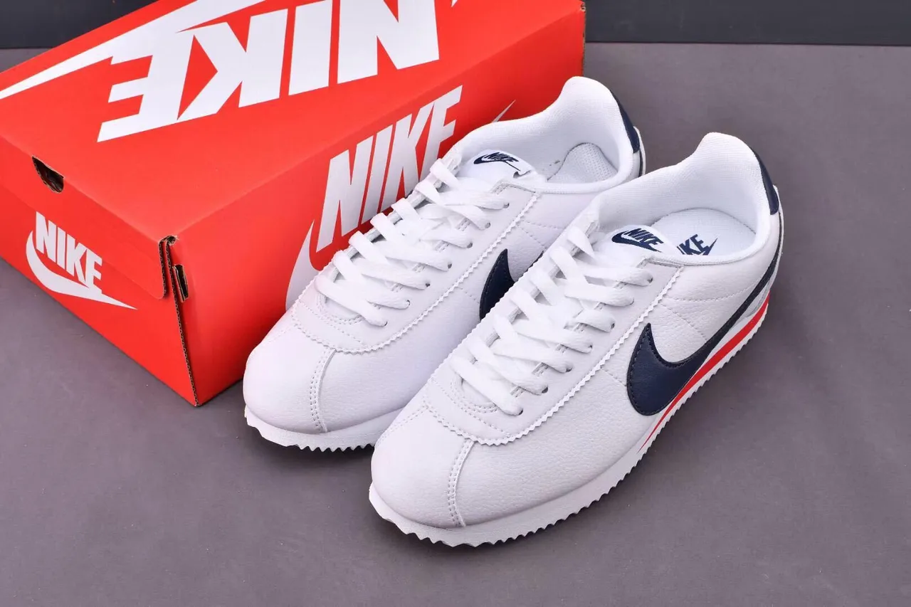 Nike Cortez White Navy Red Lifestyle Sneakers 2