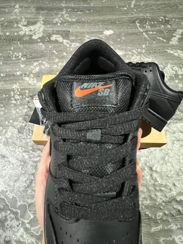 Nike Dunk Low Tout Noir Chaussures de Skateboard 4
