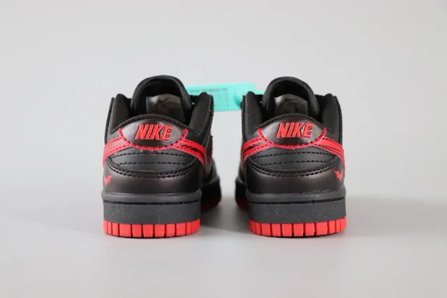 Nike Dunk Low Batman কালো লাল স্কেটবোর্ড জুতা 23