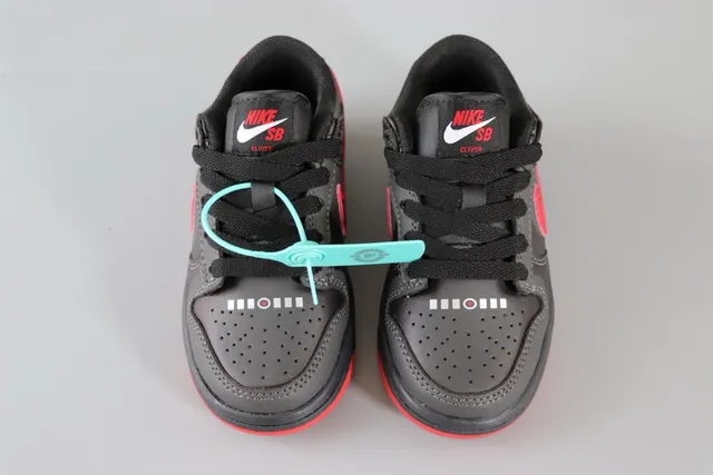 Nike Dunk Low Batman কালো লাল স্কেটবোর্ড জুতা 24