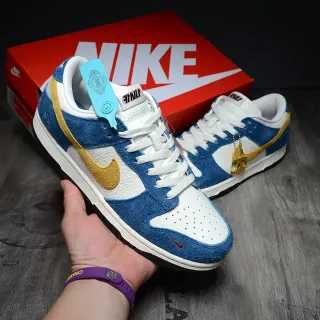 Nike Dunk Low Chaussures Lifestyle Bleues Blanches Dorées
