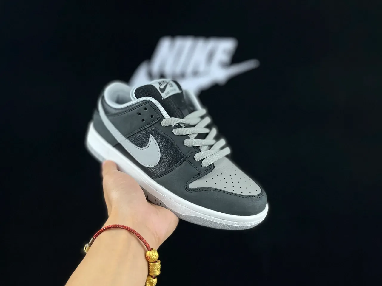 Nike Dunk Low gris et blanc lifestyle sneakers 9