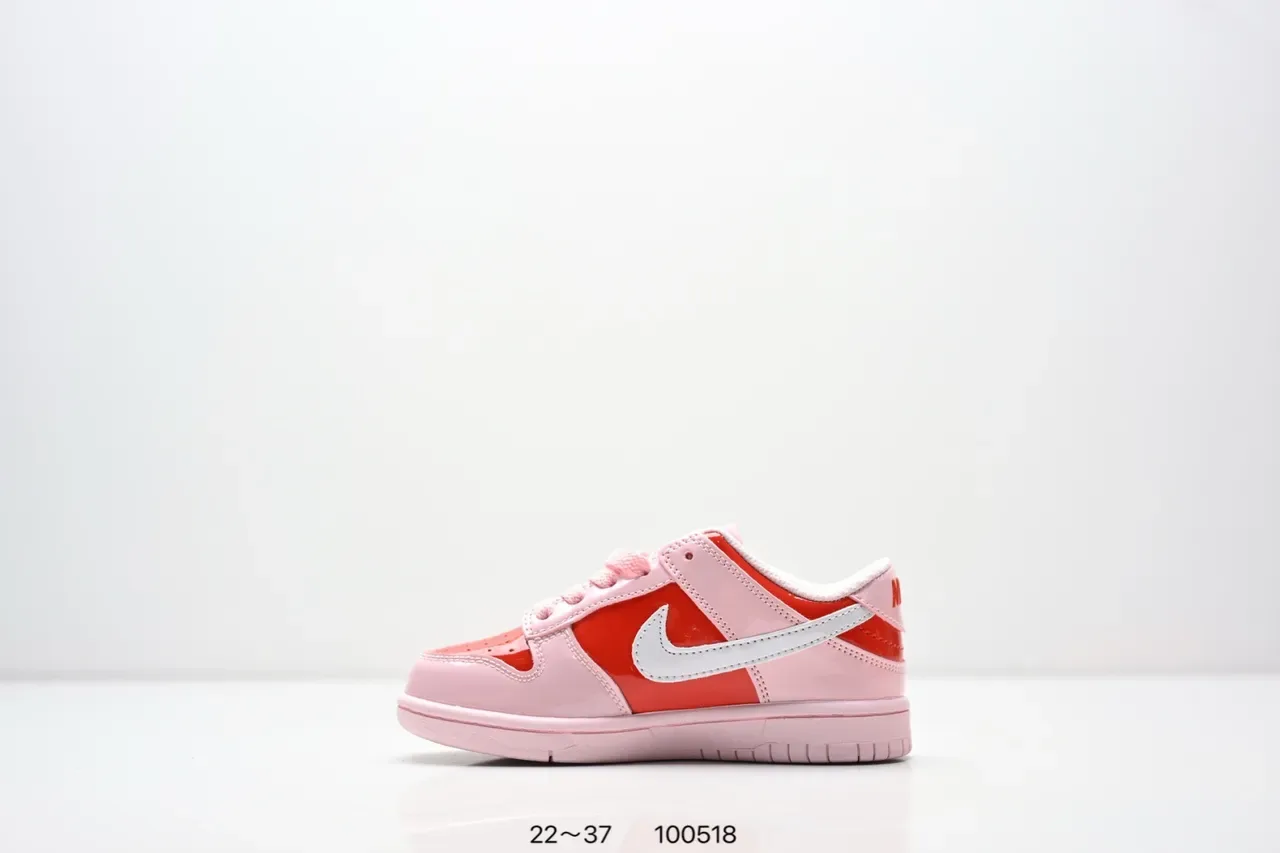 Nike Dunk Low Gray and White Lifestyle Sneakers 24