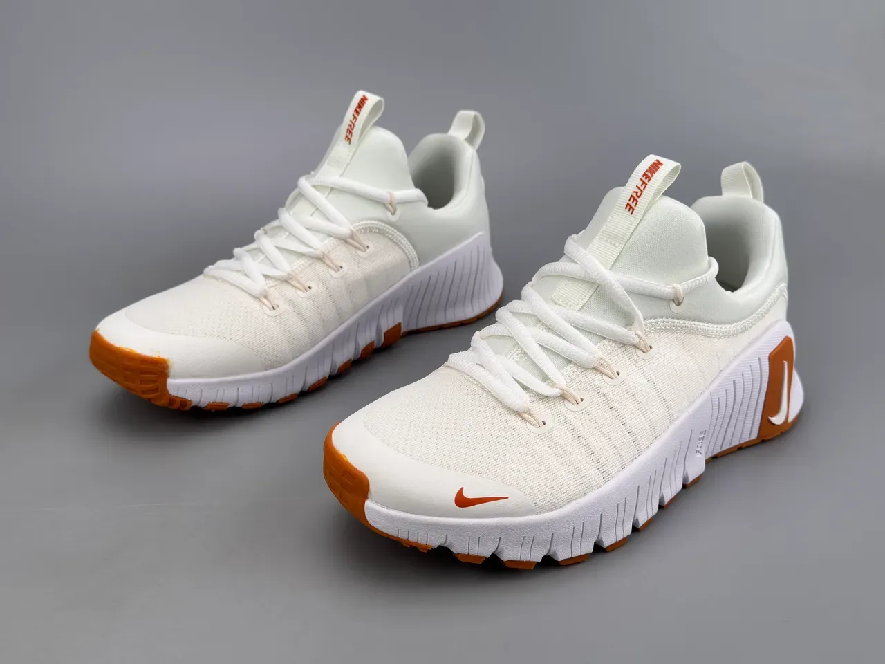 Nike Free Beige Brown Knit Upper Segmented Flex-Groove Midsole Running Shoes 6