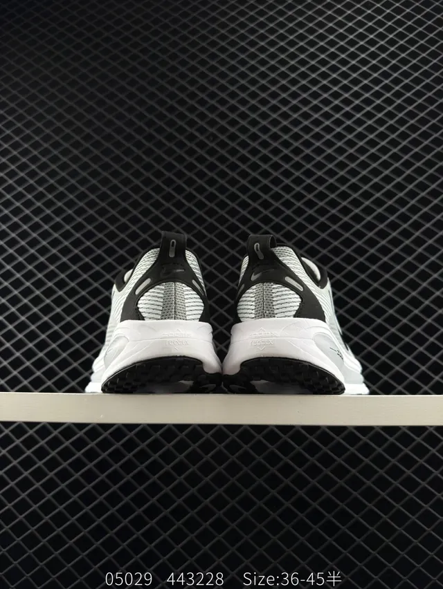 Nike Gray Black Mesh Upper ZOOMX Midsole Running Shoes 4