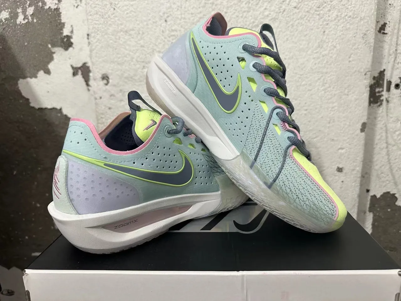 Nike GT Cut 3rd Generation Mint Pink Lime Chaussures de Basketball 5