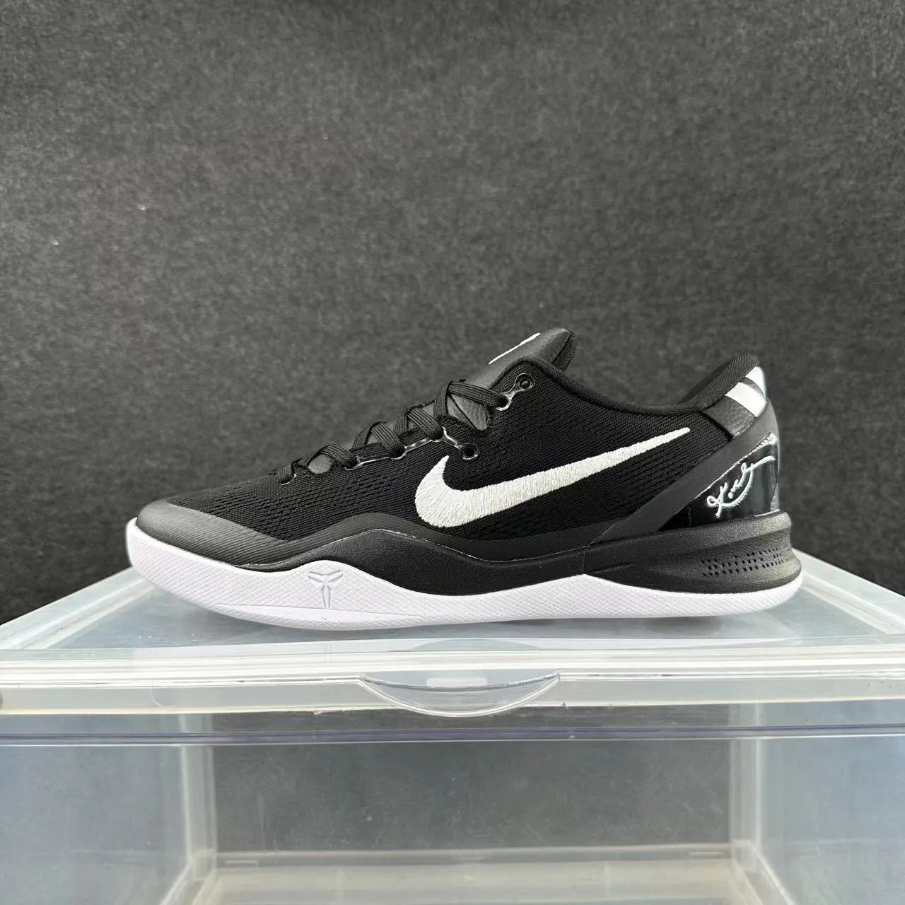 Nike Kobe 8 Black White zapatillas de baloncesto 2