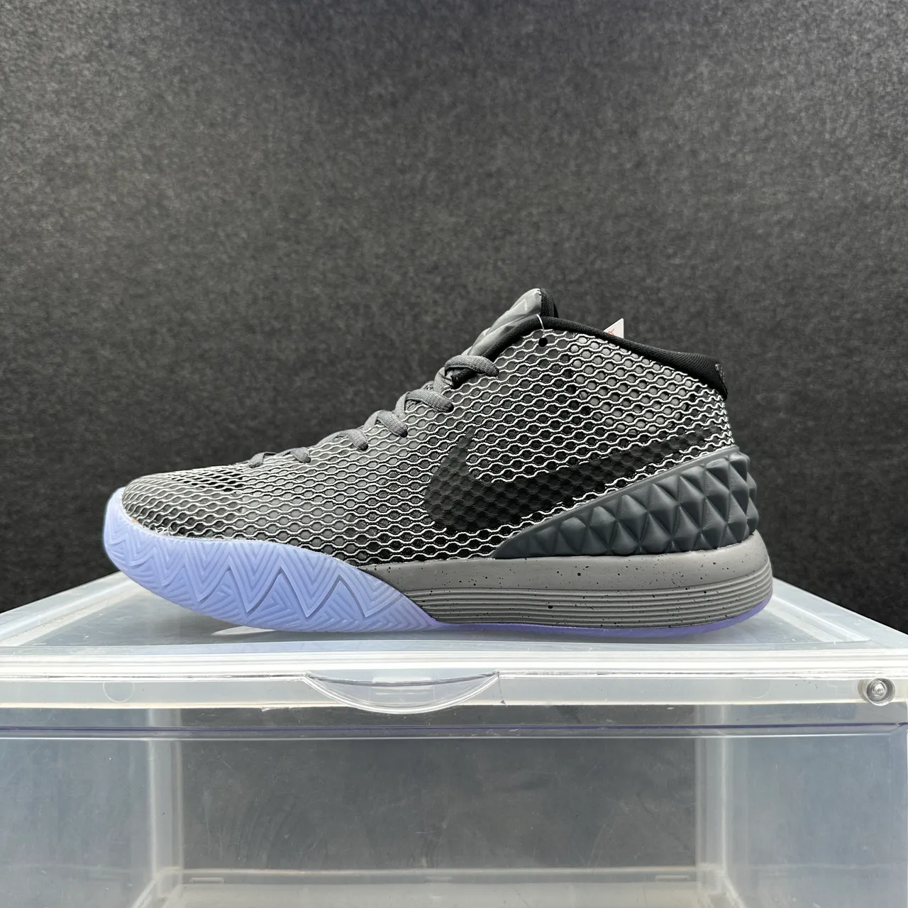 Nike Kyrie Maille alvéolée Cage géométrique Chaussures de basketball 2