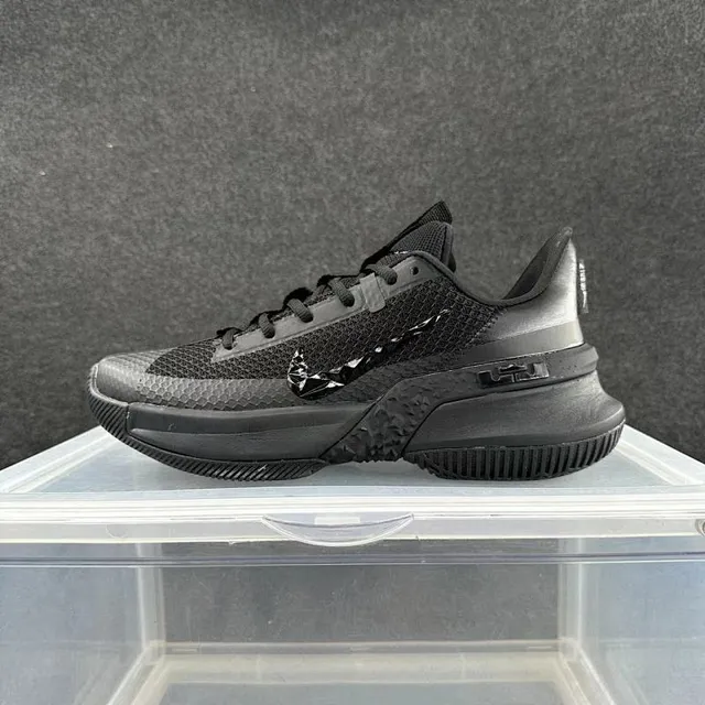 Nike LeBron NXXT Gen সবকালো বাস্কেটবল জুতো 2