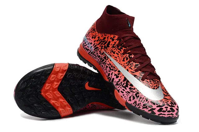 Nike Mercurial 橙黑豹纹合成革鞋面袜套式领口草地足球鞋 2