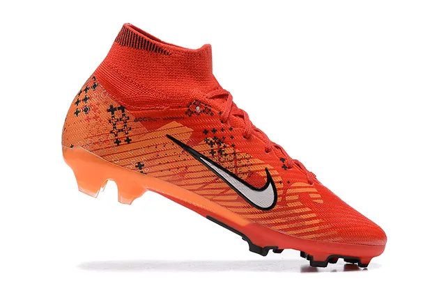Nike أحذية كرة القدم برتقالي أسود كعب عالي من القماش المحبوك تغطية Swoosh البيضاء أرض صلبة 3