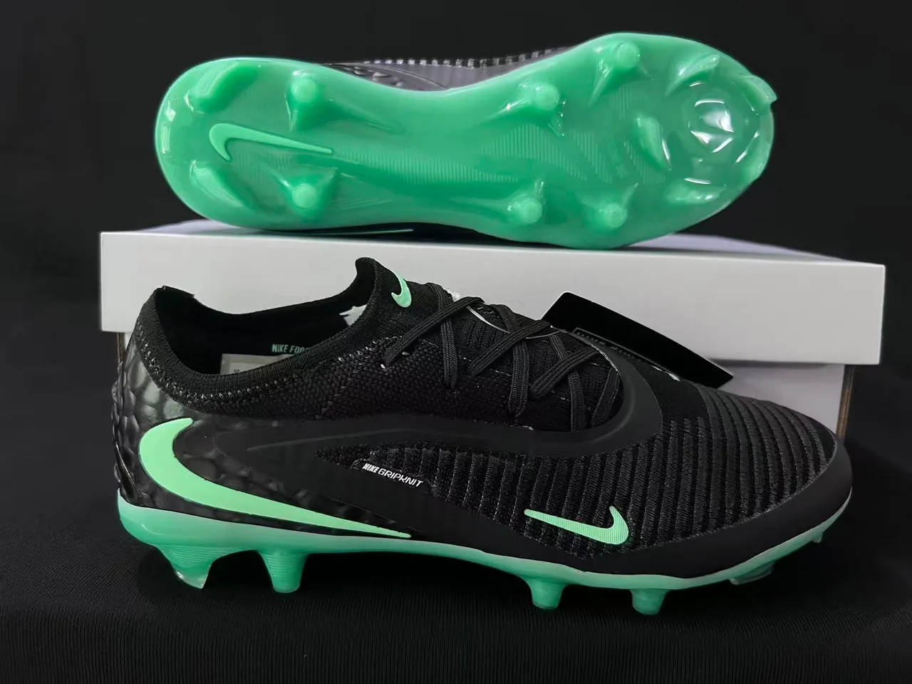 Nike Phantom GT 黑色霓虹绿 Firm-Ground 足球鞋 7