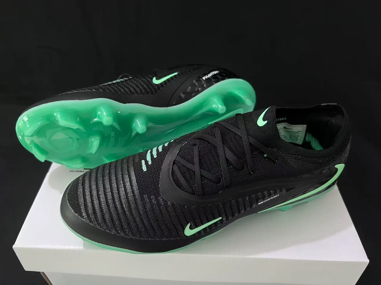 Nike Phantom GT 黑色霓虹绿 Firm-Ground 足球鞋 9