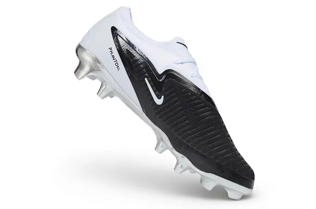 Nike Phantom GT Black White Metallic Firm-Ground Soccer Shoes 2