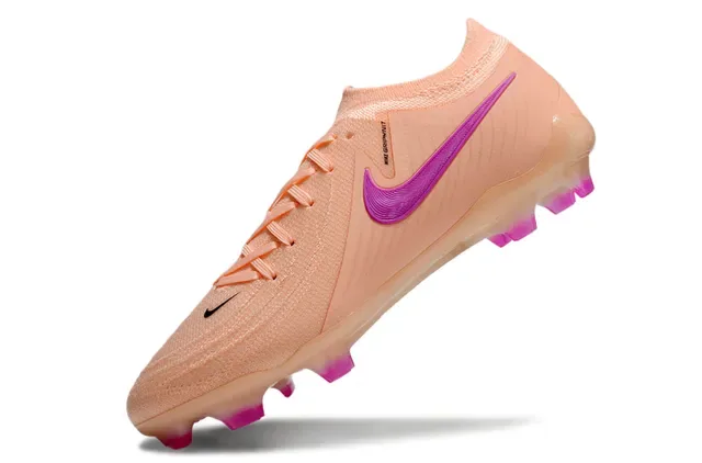 Nike Phantom GT Gripknit Peach and Pink Firm-Ground Zapatos de fútbol 3